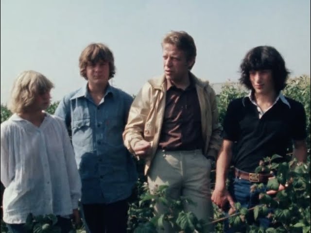 Le chef Frédy Girardet choisit ses produits frais chez les maraîchers du coin (1978)