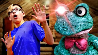 ПЯТЬ НОЧЕЙ с ФРОГГИ / Five Nights at Froggy's / Мы семья на Мы играем