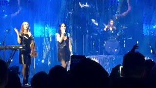 The Corrs - So Young - clip (O2 London 23.01.16)