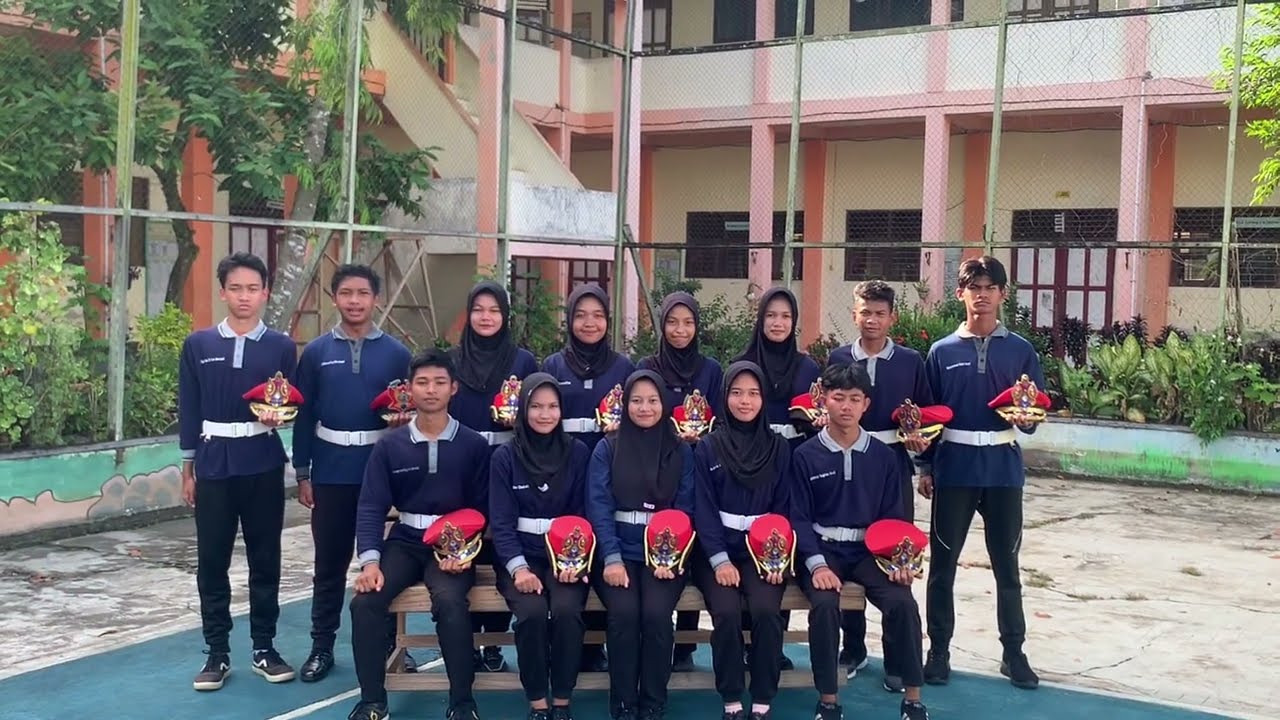 SMAN 1 AMUNTAI NOMOR URUT 8