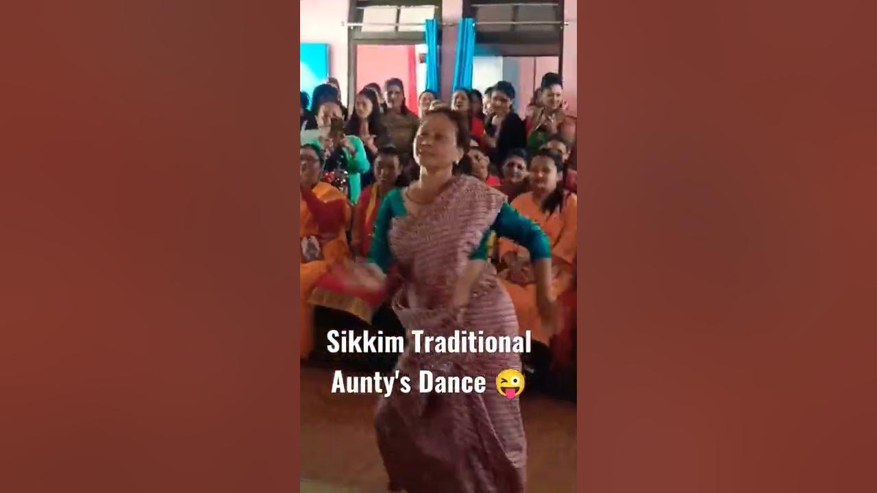 Sikkim Traditional Aunty's Dance Performance 2022 || Creative sikkim #shorts #sikkim