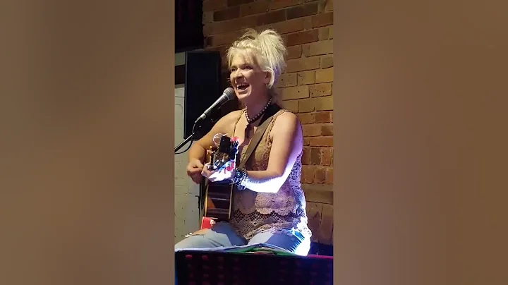 "Who's gonna make the gravy" Paul Kelly cover by K...
