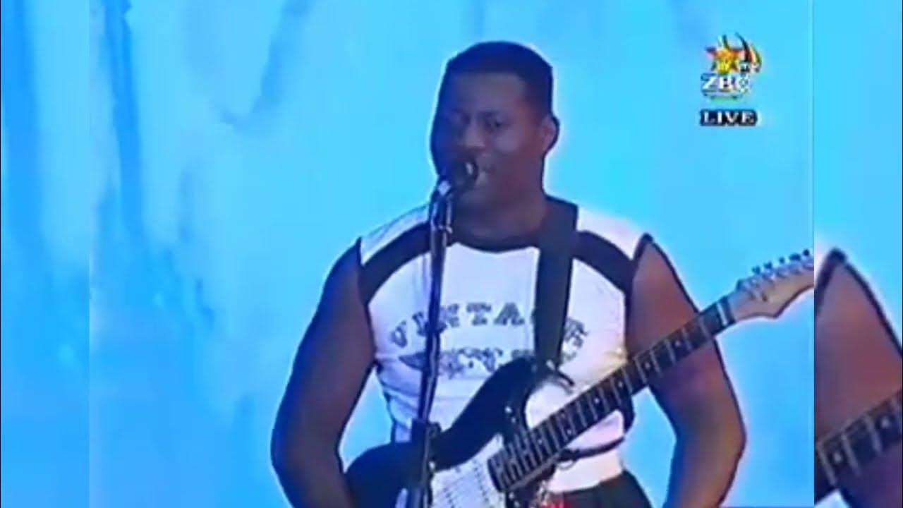 Tongai Moyo Greatest Stage Entrance Of All Time Live Hicc 2007 Youtube