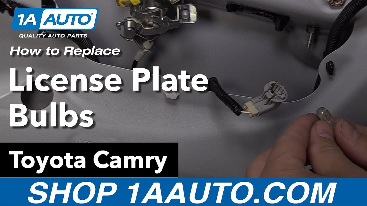 How to Replace License plate Bulbs 06 