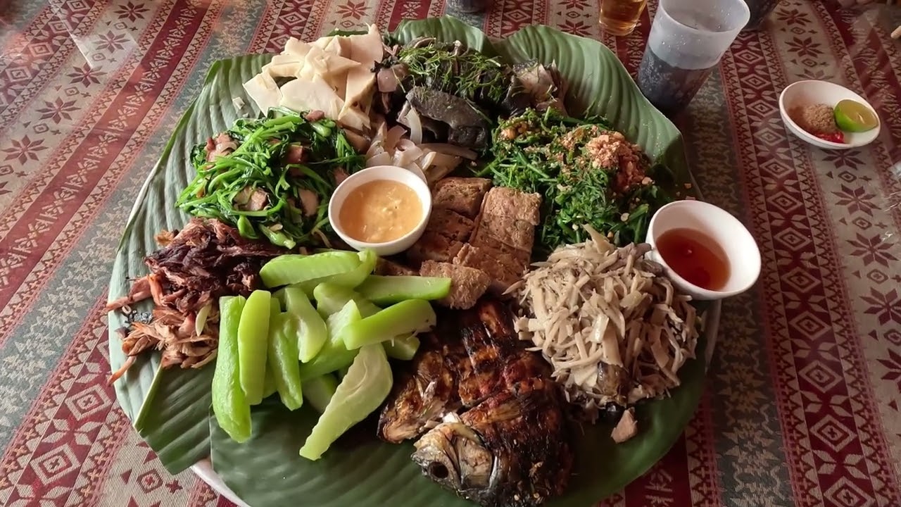 Bác Sĩ Toàn Vlogs P82   VIỆT NAM DU LỊCH CỘNG ĐỒNG BẢN THÁI.