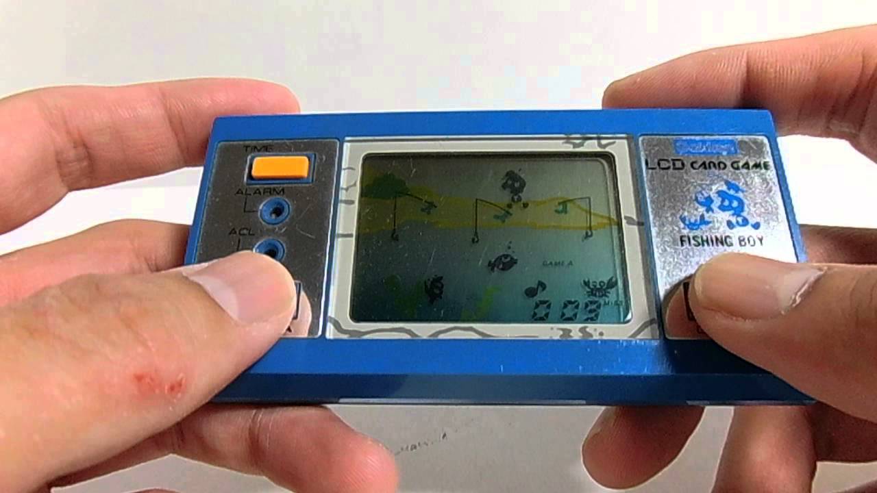 14007 Gakken LCD Card Game Fishing Boy - YouTube
