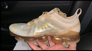 nike vapormax 2019 women's gold