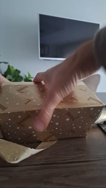 Unboxing Leonidas🤤🍫💜 @leonidas #leonidas #belgianchocolates #belgium #chocolate #choclatelove