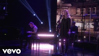 Alison Krauss - Dream of Me: (Live on The Ellen Show) chords