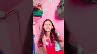 Smartphone Commity Ke Liye Selfie Riya