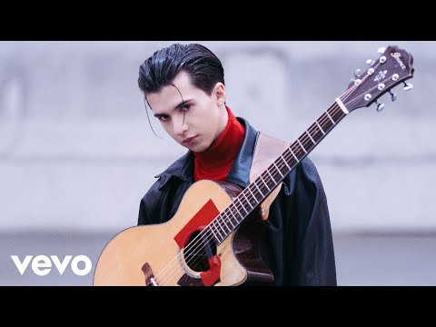 Marcin - Bach's Toccata on One Guitar (Official Video)