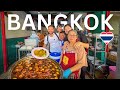 Showing a foreign chef about thai street food  next level thai food in bangkok