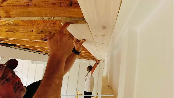 Comment poser un plafond en bois à rainure et languette