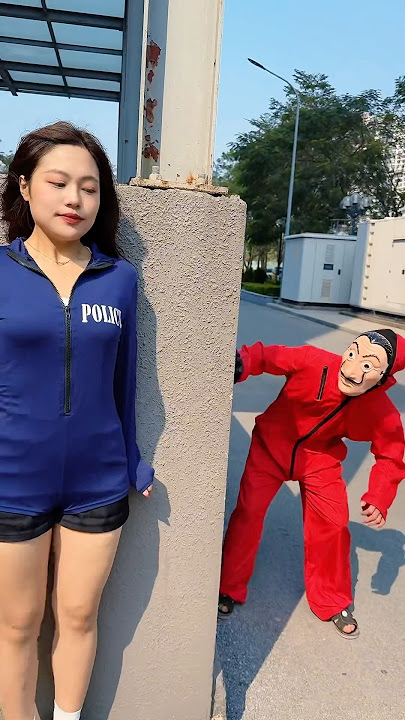 Money Heist vs Police 202 #moneyheist #parkour #police #escape #shorts #hctofficial