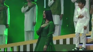 Sara Khan Sings National Anthem In Her Beautiful Voice On In Dubai