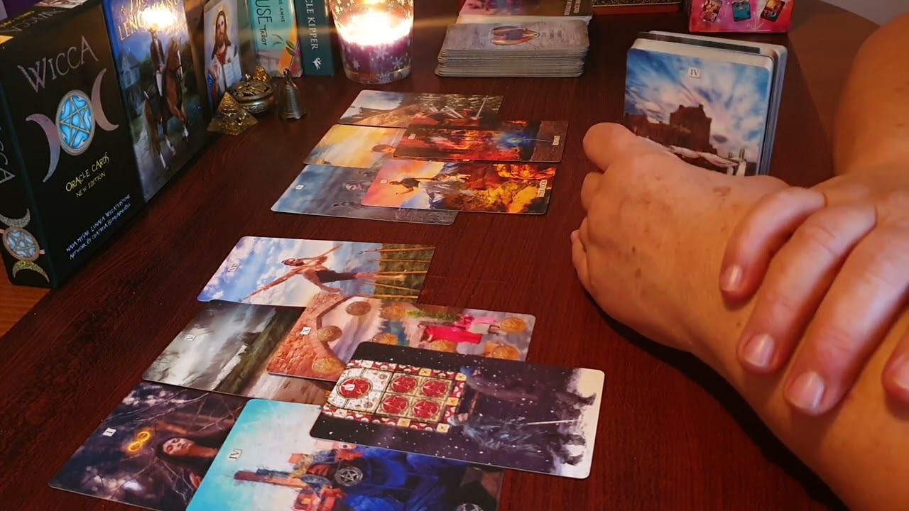 Третият между нас?💘💫