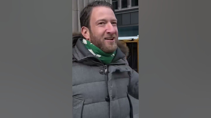 Man On The Street Challenges Dave Portnoy To A Fight