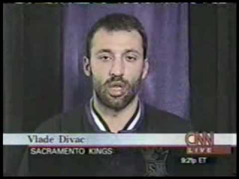 Video: Vlade Divac Nettowaarde: Wiki, Getroud, Familie, Trou, Salaris, Broers en susters