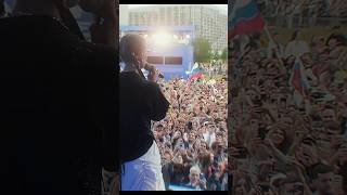 Татьяна Куртукова а капелла Матушка земля, на фестивале Блогеры России. Красивые живые кадры.