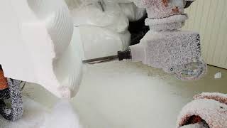 Usinagem De Isopor Com Robô - Comac