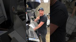 Monday morning roasting coffee in Coffs Harbour ☕️ 🤙🏻 #coffeeshorts #coffeeroaster #coffeevideo
