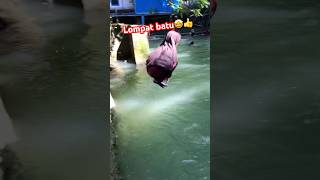 Download Lagu Keeping your feet in shallow water #swimming #swimminglessons #shorts #fyp #jump #survival #aceh ... MP3