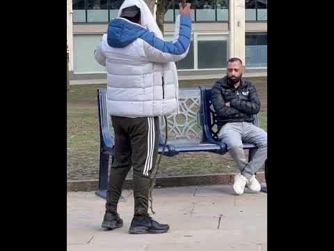 Wait for the end he ran away😁 #funny #comedy #shortvideo #ytshorts