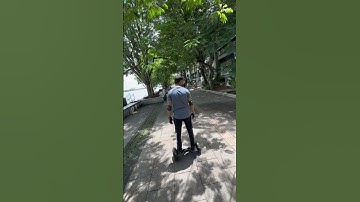 Just had my first hoverboard riding experience!  It was a mix of excitement and wobbles #hoverboard