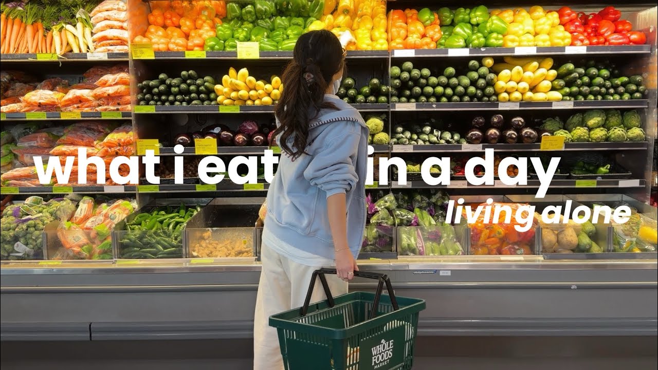what i eat in a day living alone | easy + healthy homemade meals, cozy cooking, farmers market haul