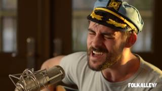 Folk Alley Sessions at 30A: Robert Ellis - "California" chords