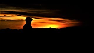 beautiful sunset-  TINARIWEN  (ténéré táqqál)