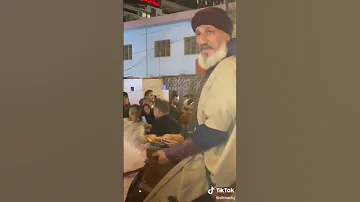 عندما تصبح الديانة الشيعية مسخرة 