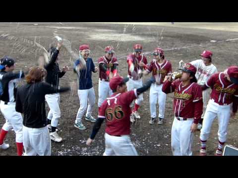 夜桜ダイナマイツ 2014/11/24 全勝優勝!! ビールかけ