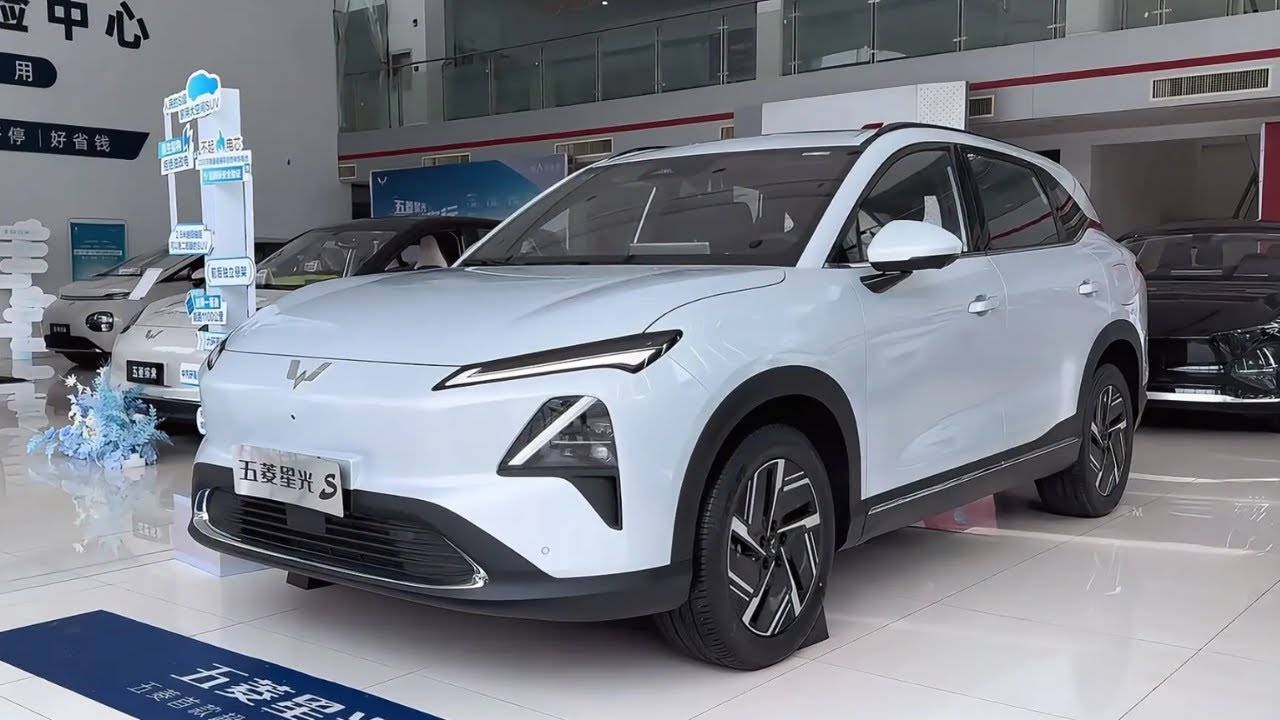 2025 Wuling Starlight S EV: Compares with BYD Song PRO DM-i