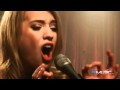 Miniature de la vidéo de la chanson A Little Bit (Live)