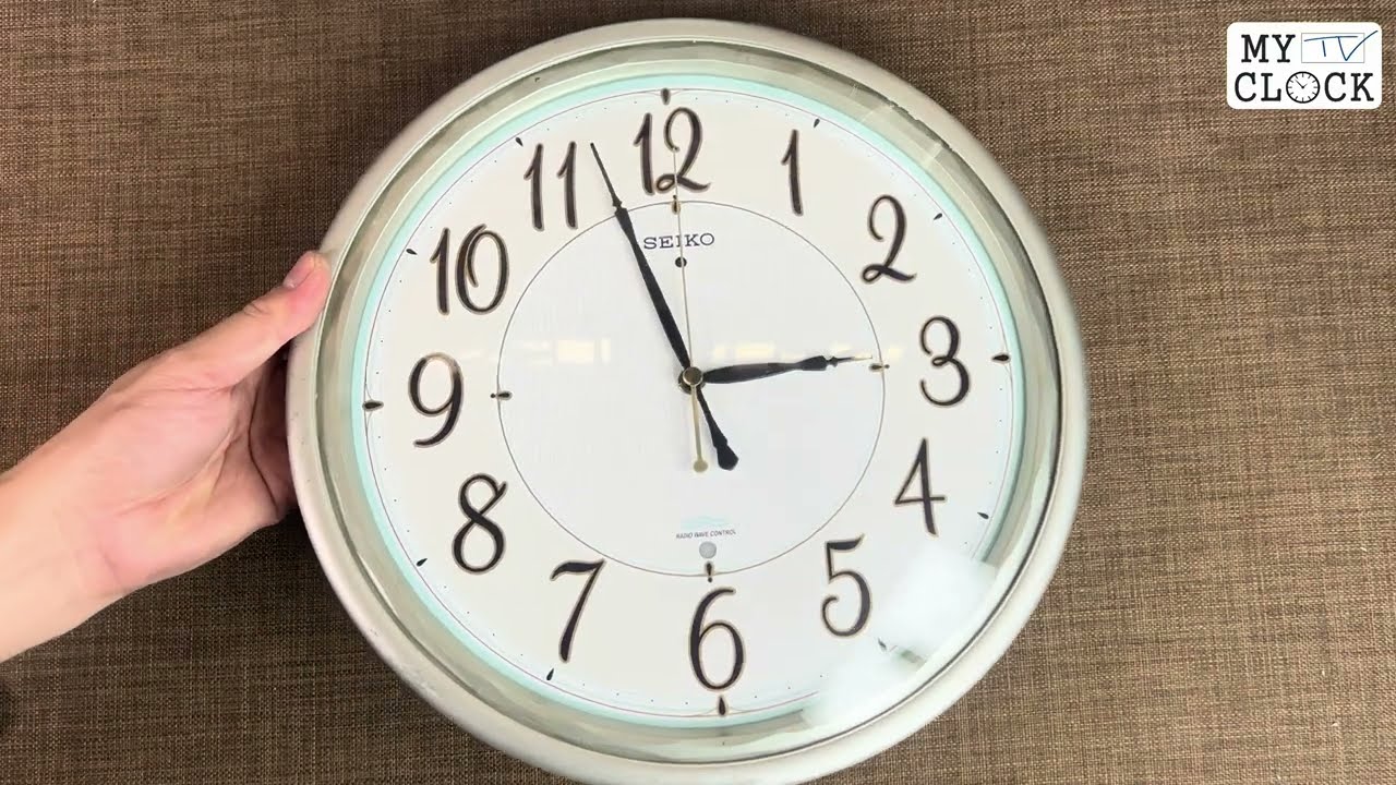 SEIKO KS271S Round 3D Glass 33cm Arabic Numerals Luminous White