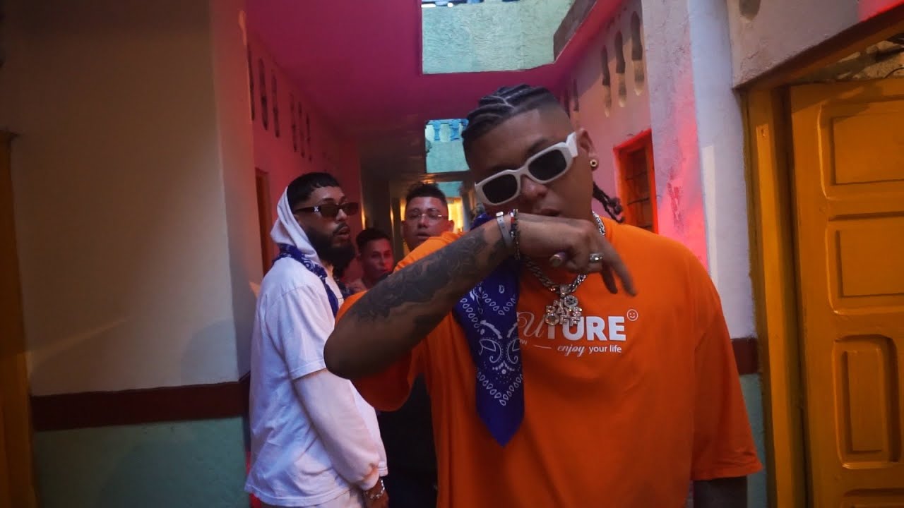 Watch TOTO - CASH42 FT FENIX TRIP X GUILLE CADENA X KEVIN WAY (VIDEOCLIP OFICIAL 2023). on YouTube Watch TOTO - CASH42 FT FENIX TRIP X GUILLE CADENA X KEVIN WAY (VIDEOCLIP OFICIAL 2023). on YouTube