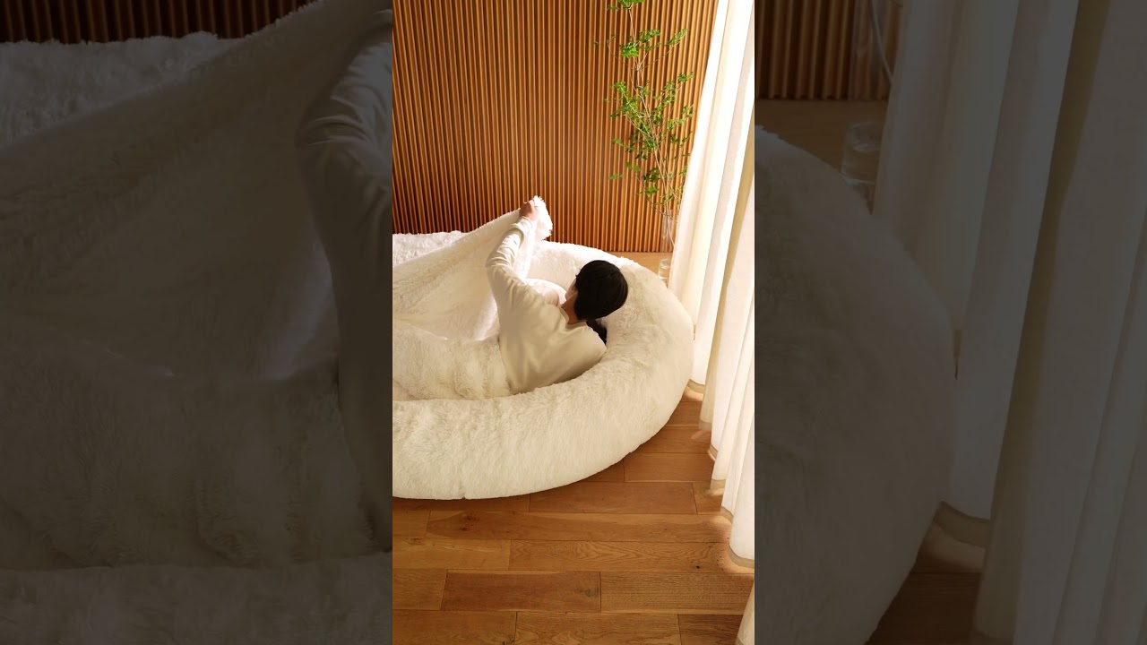 部屋の中に、あなただけの特別な巣を | Roomnest クラウドベッド - YouTube