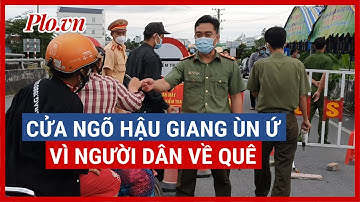 Nhiều người dân đi xe máy về quê bị ùn ứ tại cửa ngõ vào Hậu Giang  - PLO