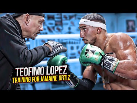 Видео: Teofimo Lopez training for Jamaine Ortiz