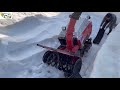 投雪機のクローラを交換してからライスセンターの除雪をしました