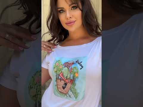 Стильна футболка жіноча батал, видео 1