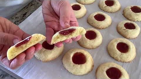Butter Cookies With Strawberry Jam / Homemade Butter Cookies