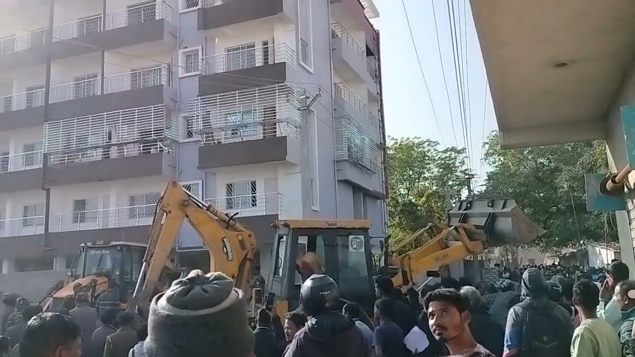 Atikraman ko hatane ke liye aaye co DiG ground 