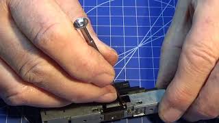 Servicing the n-gauge Graham Farish Intercity 125