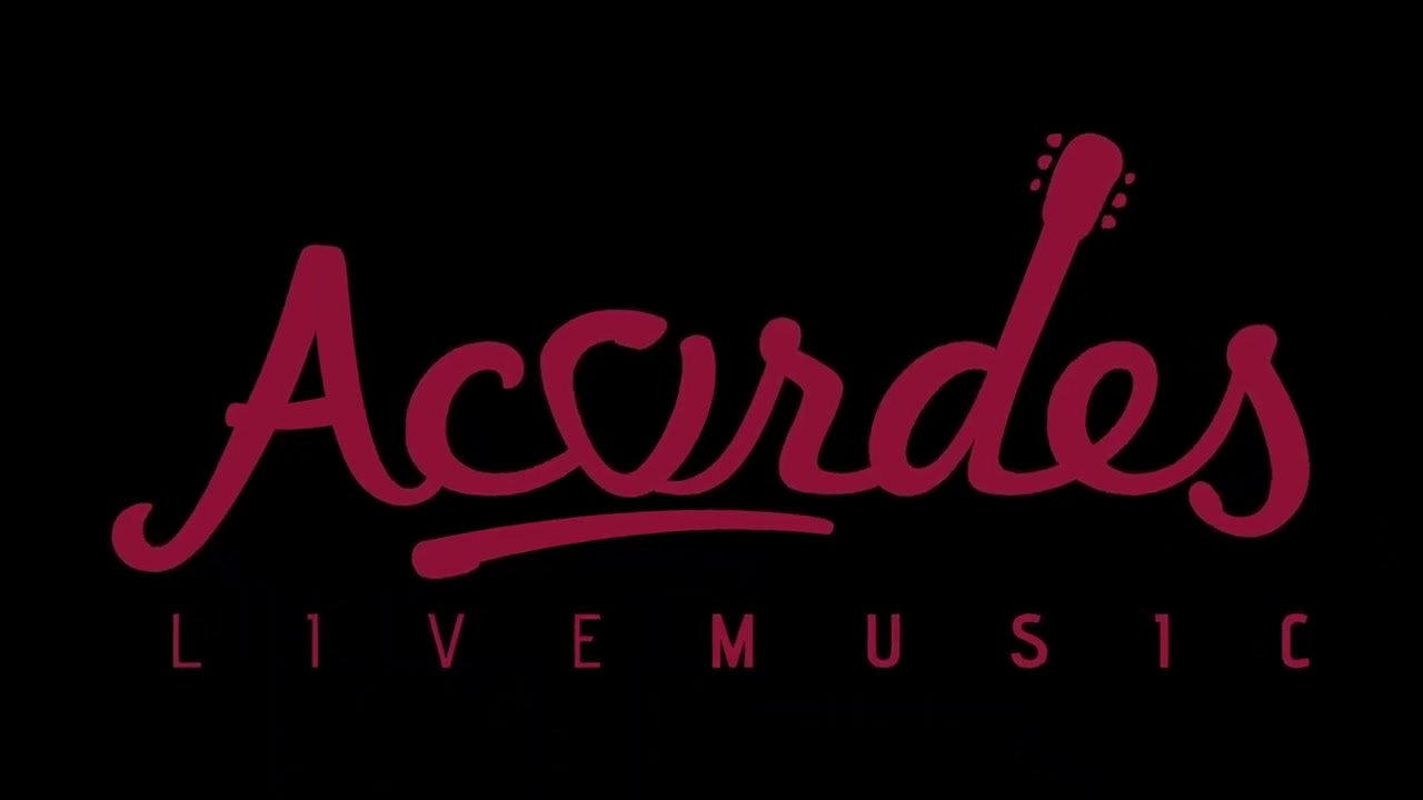 La gata bajo la lluvia