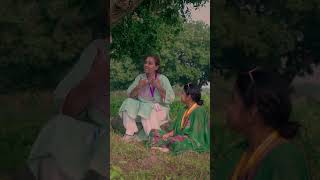 Harr Kamyab Aurat Ke Piche Vo Khud Hoti Hai