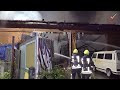 Feuerwehrgroßeinsatz in Bönen - Scheune durch Brand zerstört - Oldtimer in Mitleidenschaft gezogen