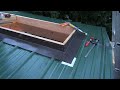 Tiny House Skylight Metal Flashing. Дом на колёсах, профиль вокруг мансардного окна