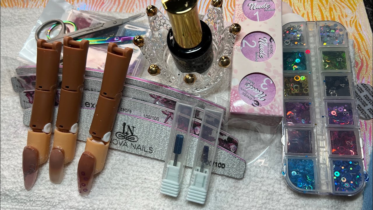 Mostrando productos de exotic y de innova nails.